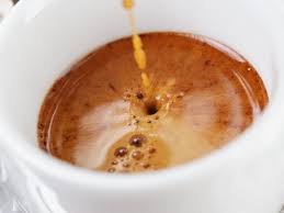 Shot Espresso với lớp crema dày.